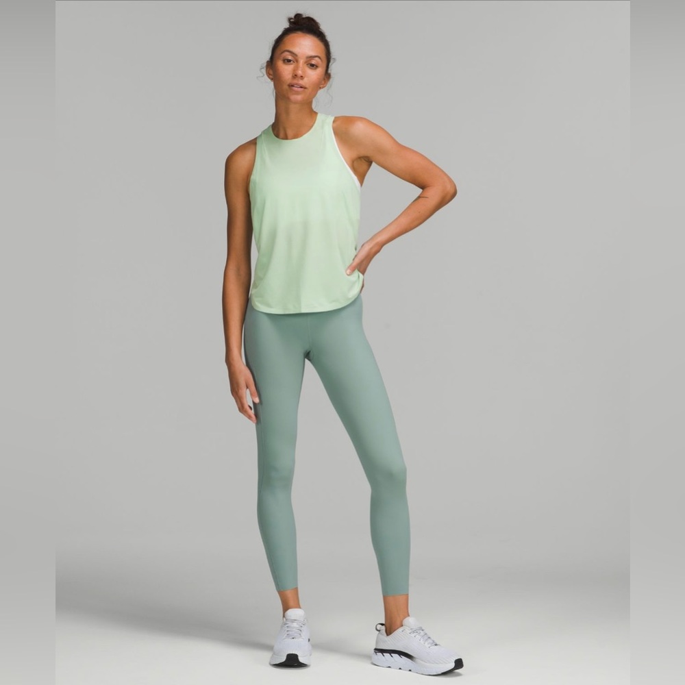 BRAND NEW WITH TAGS LULULEMON LEGGINGS - Picture 4 of 5